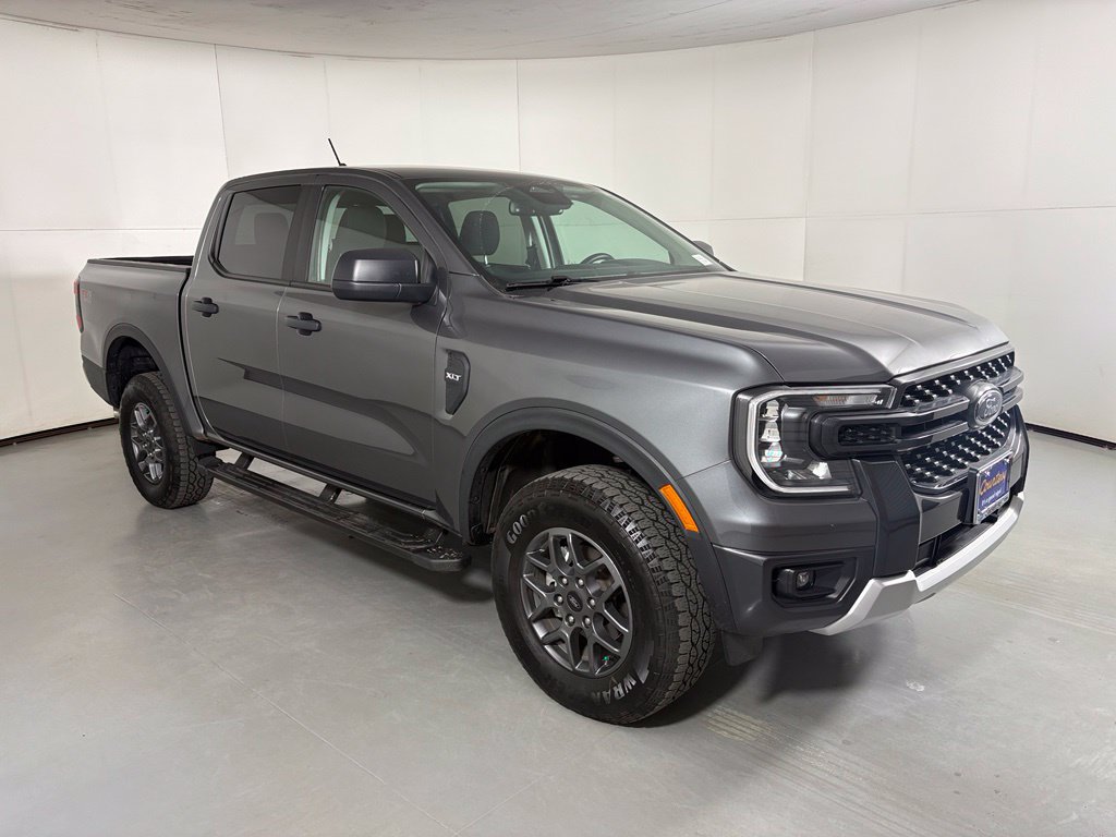Used 2025 Ford Ranger XLT w/ FX4 Off-Road Package AWD/4WD image 2