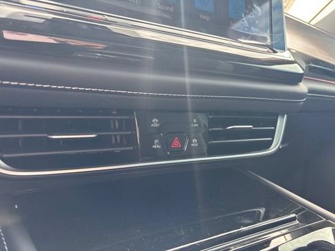 New 2026 Volkswagen Atlas SEL AWD/4WD image 25