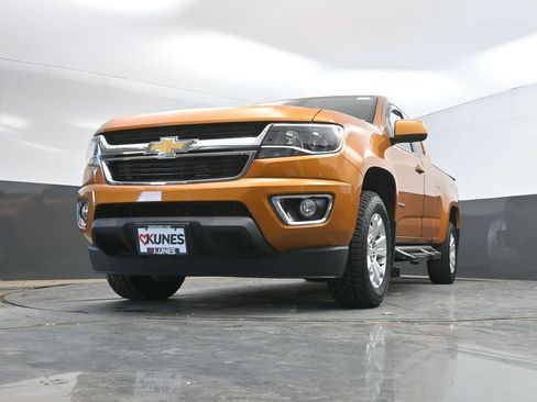 Used 2017 Chevrolet Colorado LT w/ LT Convenience Package AWD/4WD image 36