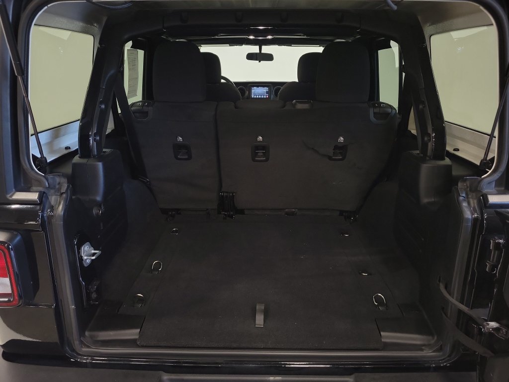 Used 2023 Jeep Wrangler Unlimited Sport AWD/4WD image 23