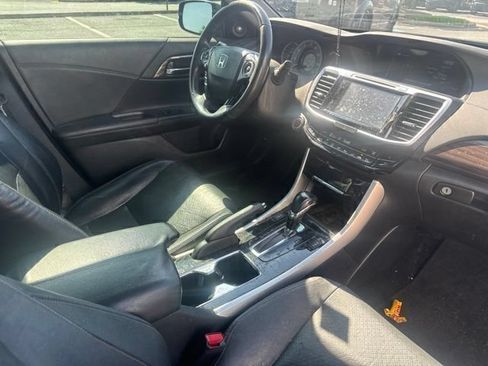 Used 2017 Honda Accord EX-L image 25