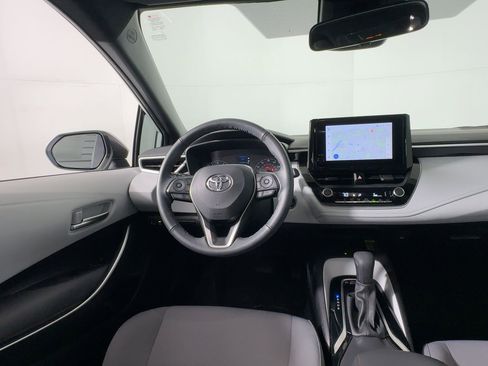 Used 2024 Toyota Corolla SE w/ SE Premium Package image 28