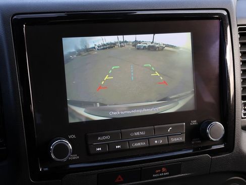 Used 2023 Nissan Frontier SV w/ Midnight Edition Package image 5