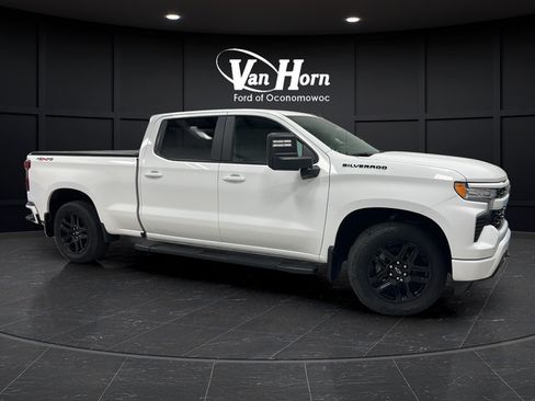 Used 2024 Chevrolet Silverado 1500 RST w/ Max Trailering Package AWD/4WD image 1