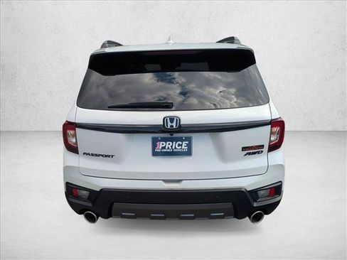 Certified 2025 Honda Passport TrailSport image 6