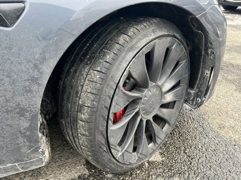 Used 2022 Tesla Model 3 Performance image 41