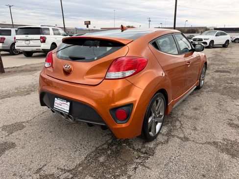 Used 2014 Hyundai Veloster Turbo image 7