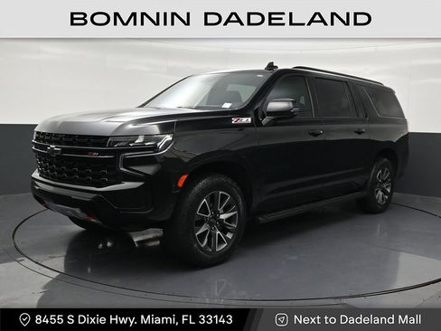 Used 2023 Chevrolet Suburban Z71 w/ Luxury Package AWD/4WD image 1