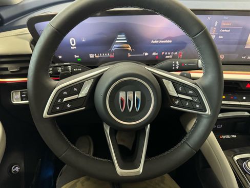 New 2026 Buick Envision Avenir image 25