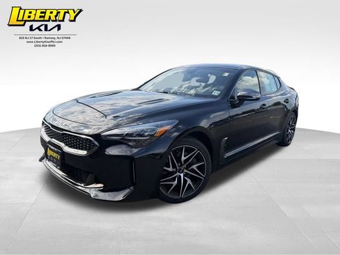 Used 2023 Kia Stinger GT-Line w/ Sun & Sound Package AWD/4WD image 3
