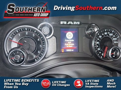 Used 2023 RAM 1500 Big Horn image 1