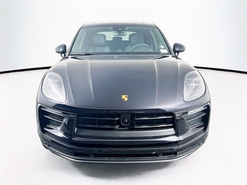 New 2026 Porsche Macan image 6