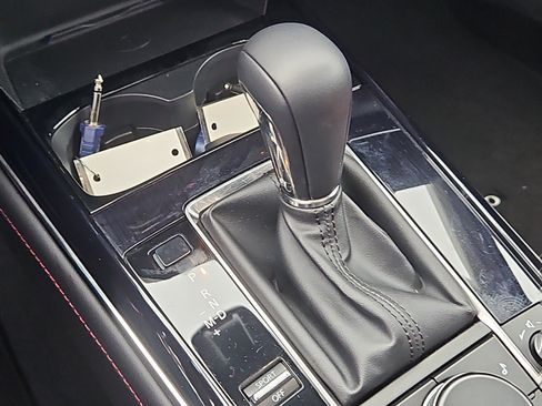 Certified 2025 MAZDA CX-30 AWD 2.5 S w/ Preferred Package image 18