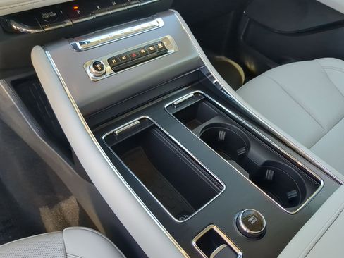 New 2026 Lincoln Aviator 2WD image 20