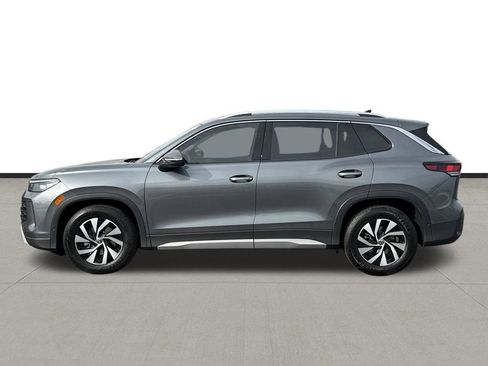 New 2026 Volkswagen Tiguan S FWD image 8