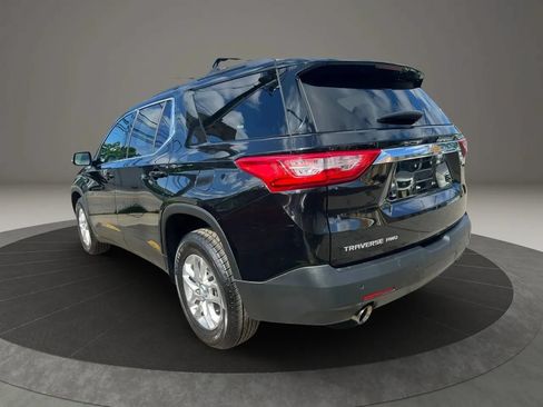 Used 2021 Chevrolet Traverse LT AWD/4WD image 7