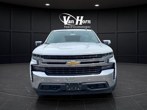 Used 2022 Chevrolet Silverado 1500 LT w/ Safety Package AWD/4WD image 2