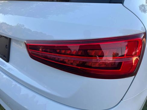 Used 2018 Audi Q3 2.0T Premium w/ Convenience Package image 9