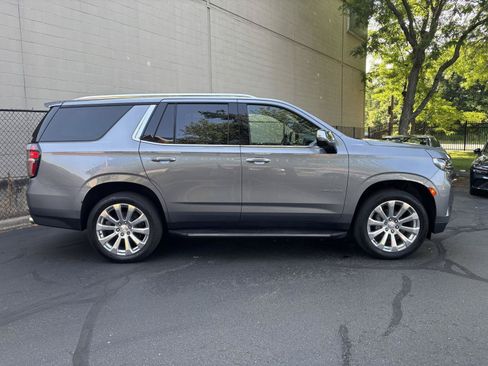 Used 2021 Chevrolet Tahoe Premier AWD/4WD image 2