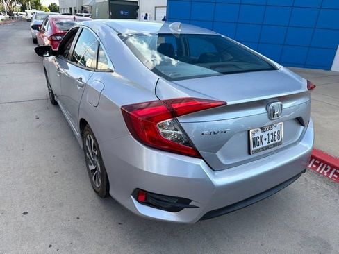 Used 2017 Honda Civic EX image 7