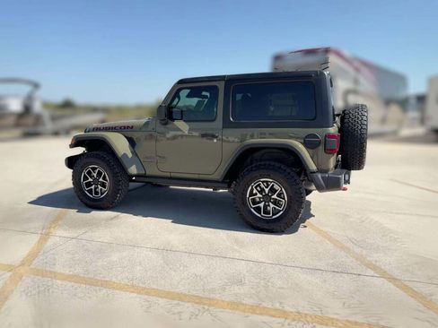 New 2025 Jeep Wrangler Rubicon w/ Convenience Group image 7