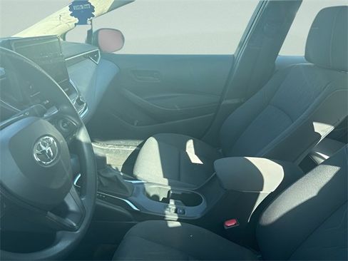 Used 2023 Toyota Corolla LE image 11