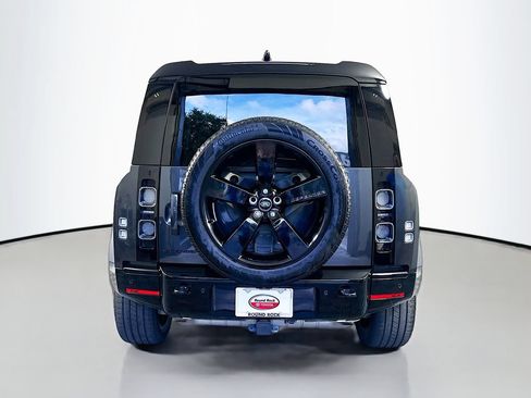 Used 2025 Land Rover Defender 110 X AWD/4WD image 6