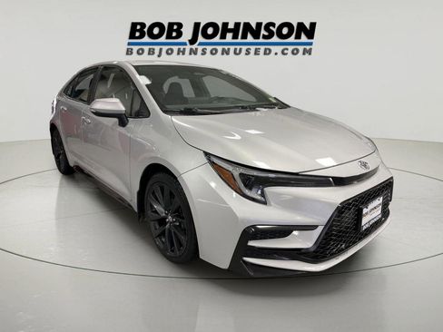 Used 2023 Toyota Corolla SE image 1