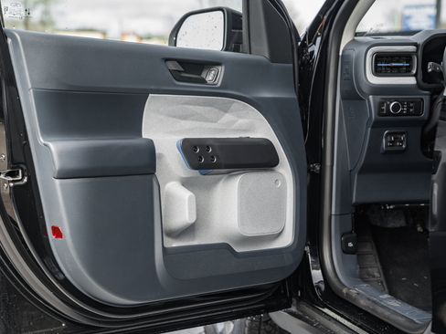 New 2026 Ford Maverick XLT w/ XLT Luxury Package image 39