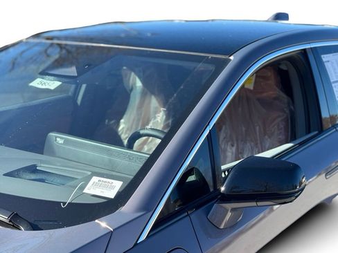 New 2026 Cadillac Optiq Luxury 2 image 11