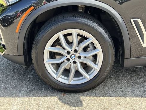 Used 2023 BMW X5 xDrive40i AWD/4WD image 17