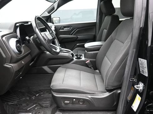 Used 2023 Chevrolet Colorado LT w/ LT Convenience Package II RWD image 19
