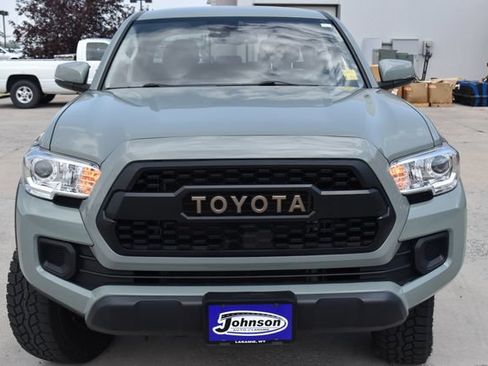 Used 2022 Toyota Tacoma SR5 w/ Trail Edition AWD/4WD image 2