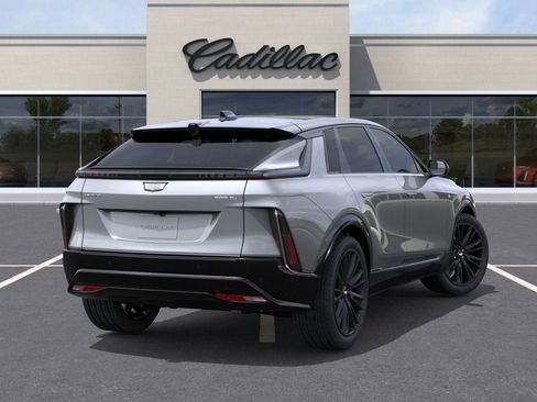 New 2025 Cadillac Lyriq Sport AWD/4WD image 4