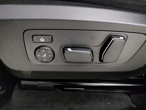 Used 2026 BMW X3 xDrive30 w/ Convenience Package image 13