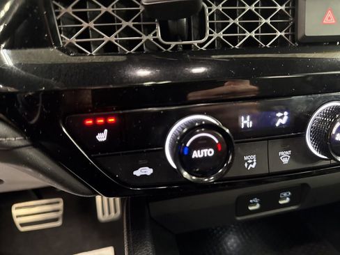 Used 2023 Honda Accord Sport image 30