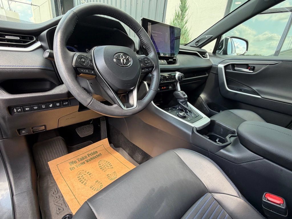 Used 2024 Toyota RAV4 XSE w/ Advanced Technology Package AWD/4WD image 11