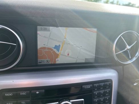 Used 2013 Mercedes-Benz SLK 250 image 25