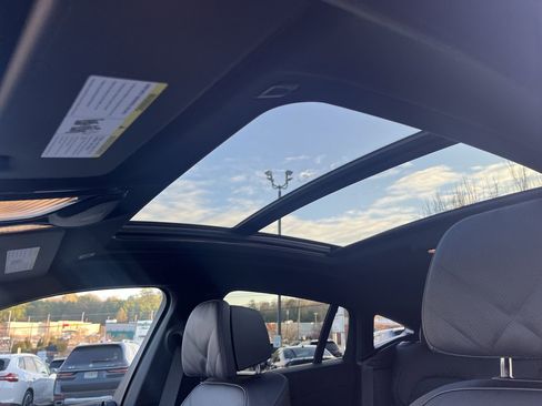 New 2026 BMW X6 xDrive40i w/ Climate Comfort Package image 30