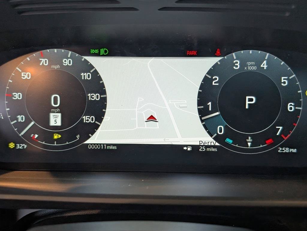 New 2026 Land Rover Discovery Limited Edition AWD/4WD image 16