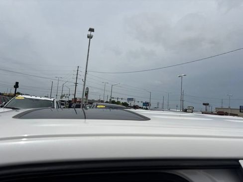 Used 2014 Ford F150 Lariat w/ Equipment Group 502A Luxury RWD image 7