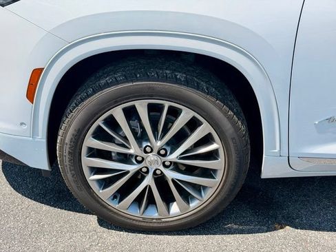 Used 2026 Buick Enclave Avenir w/ Super Cruise Package FWD image 32