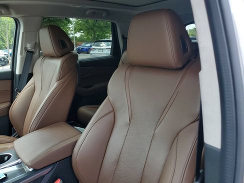 Certified 2024 Acura MDX FWD w/ Technology Package image 18