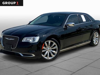 Used 2018 Chrysler 300 Touring w/ Chrome Appearance Package