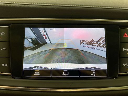 Certified 2024 Buick Enclave Essence w/ Experience Buick Package AWD/4WD image 17