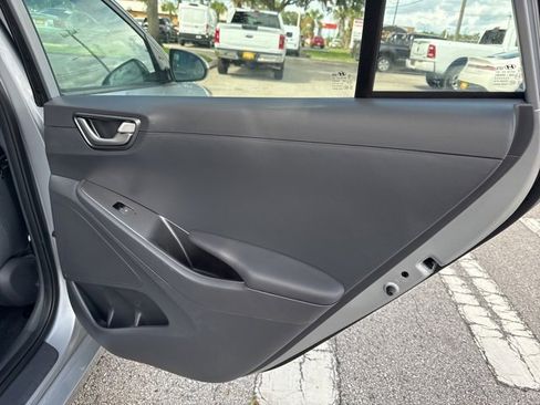 Used 2021 Hyundai Ioniq Blue image 17
