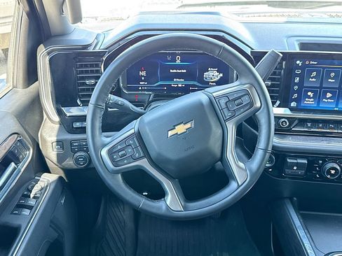 Used 2025 Chevrolet Silverado 2500 LTZ w/ LTZ Premium Package AWD/4WD image 23