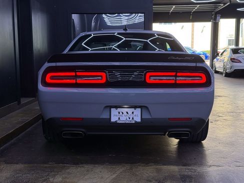Used 2020 Dodge Challenger R/T Scat Pack RWD image 8