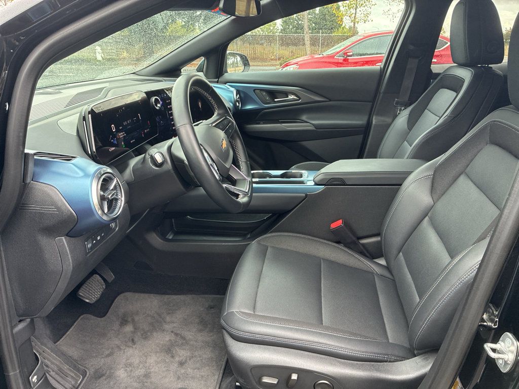 Used 2024 Chevrolet Equinox EV LT FWD image 15