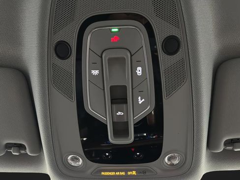 Used 2023 Audi A4 2.0T Premium w/ Convenience Package image 32